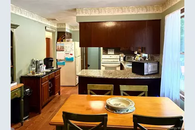33A Hillside Avenue, Saint James, NY 11780 - Photo 3