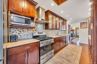 11 Edgewood Drive, Hicksville, NY 11801 - Photo 3