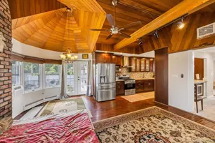 11 Edgewood Dr, Hicksville, NY 11801 - Photo 13