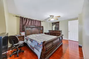 48 Liberty Ave, Mineola, NY 11501 - Photo 13