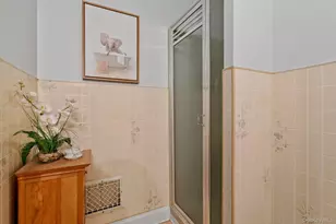 8 Beekman St, Poughkeepsie, NY 12601 - Photo 21