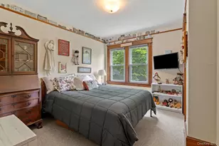 8 Beekman St, Poughkeepsie, NY 12601 - Photo 25