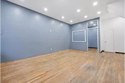 139-27 Queens Blvd, Briarwood, NY 11435 - Photo 3