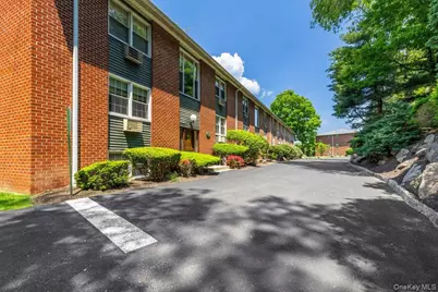 4 Dove Court #F, Croton on Hudson, NY 10520 - Photo 3