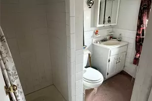 99-22 193rd St, Hollis, NY 11423 - Photo 19