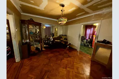 9922 193rd Street, Hollis, NY 11423 - Photo 5