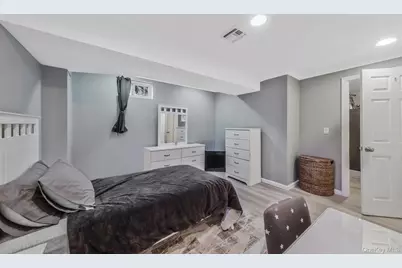 1 Queens Road, Miller Place, NY 11764 - Photo 25