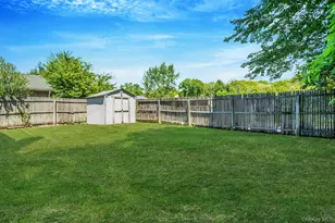 74 Huron St, Port Jefferson Station, NY 11776 - Photo 27