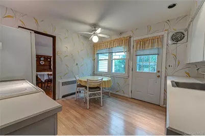 689 Bruce Drive, East Meadow, NY 11554 - Photo 15