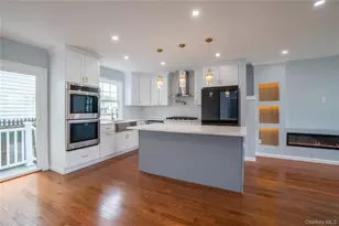 139 Maple Ave, Bethpage, NY 11714 - Photo 7