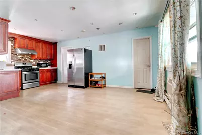 15818 85th Avenue, Jamaica, NY 11432 - Photo 3