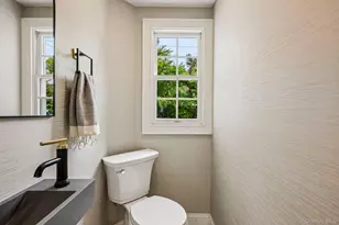 22 Shorehaven Ln, Manhasset, NY 11030 - Photo 11