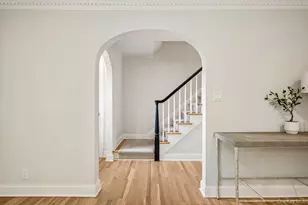 22 Shorehaven Ln, Manhasset, NY 11030 - Photo 5
