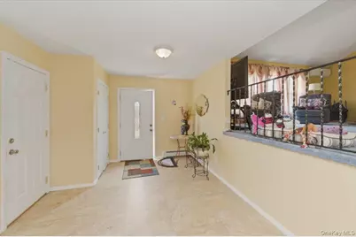 5 Spruceton Street, Brookhaven, NY 11784 - Photo 7