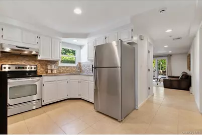 2499 Haff Avenue, Bellmore, NY 11710 - Photo 21