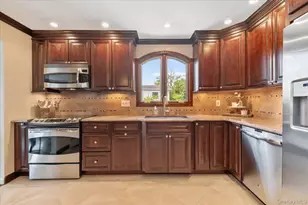 2499 Haff Ave, Bellmore, NY 11710 - Photo 11