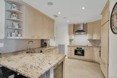 30 Lakebridge Drive S, Kings Park, NY 11754 - Photo 21
