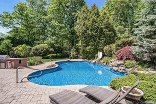 1 Sarah Dr, Dix Hills, NY 11746 - Photo 43
