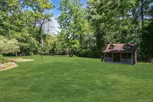 1 Sarah Dr, Dix Hills, NY 11746 - Photo 49