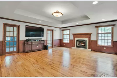 1 Sarah Drive, Dix Hills, NY 11746 - Photo 27
