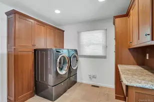 1 Sarah Dr, Dix Hills, NY 11746 - Photo 17