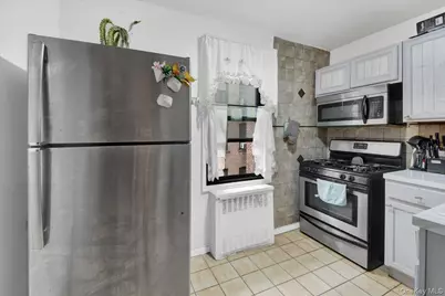 2835 Webb Avenue #4B, Bronx, NY 10468 - Photo 7