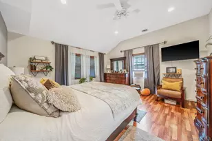 364 Twilight Ln, Smithtown, NY 11787 - Photo 17