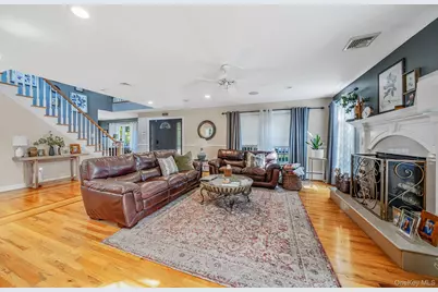 364 Twilight Lane, Smithtown, NY 11787 - Photo 9