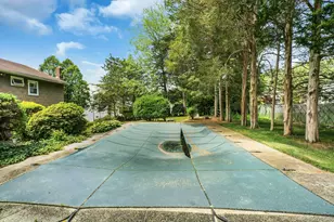 111 Daly Rd, East Northport, NY 11731 - Photo 33