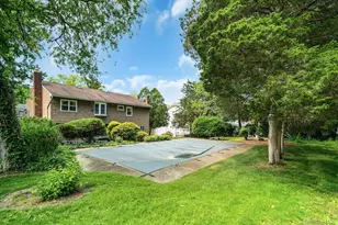 111 Daly Rd, East Northport, NY 11731 - Photo 35