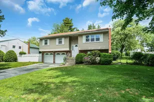 111 Daly Rd, East Northport, NY 11731 - Photo 3