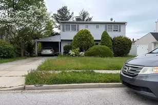 121 Farmedge Rd, Levittown, NY 11756 - Photo 3