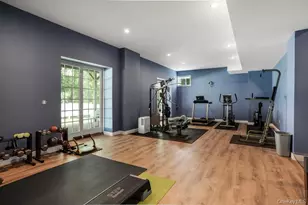 899 Harborview Rd, Mill Neck, NY 11771 - Photo 23