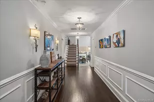 100 Elderfields Rd, Manhasset, NY 11030 - Photo 13