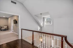 100 Elderfields Rd, Manhasset, NY 11030 - Photo 15
