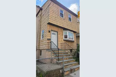 146 Beechwood Avenue, New Rochelle, NY 10801 - Photo 1
