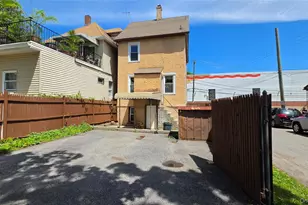 146 Beechwood Ave, New Rochelle, NY 10801 - Photo 17