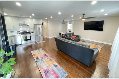 12005 Nashville Boulevard, Saint Albans, NY 11412 - Photo 5
