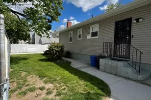 120-05 Nashville Blvd, Saint Albans, NY 11412 - Photo 3