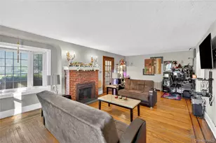 207 New Hyde Park Rd, New Hyde Park, NY 11040 - Photo 5