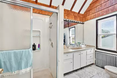 207 New Hyde Park Road, New Hyde Park, NY 11040 - Photo 15