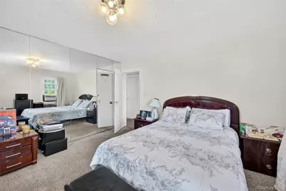 207 New Hyde Park Road, New Hyde Park, NY 11040 - Photo 13