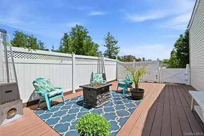 661 Shore Drive, Oakdale, NY 11769 - Photo 35