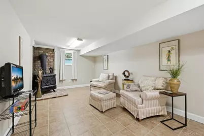 661 Shore Drive, Oakdale, NY 11769 - Photo 31
