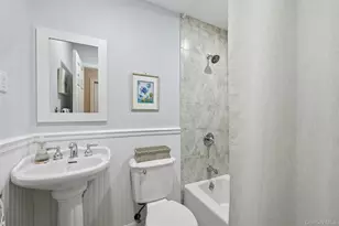 661 Shore Dr, Oakdale, NY 11769 - Photo 25