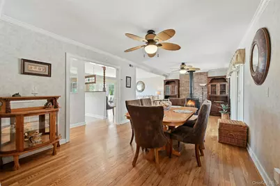 661 Shore Drive, Oakdale, NY 11769 - Photo 13