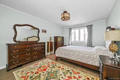 67-03 180th Street, Fresh Meadows, NY 11365 - Photo 11
