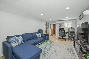 67-03 180th St, Fresh Meadows, NY 11365 - Photo 15