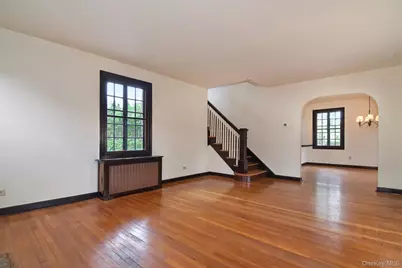 370 Scarsdale Road, Tuckahoe, NY 10707 - Photo 11