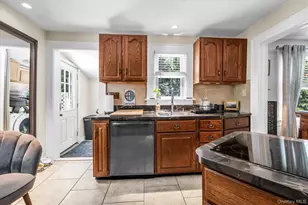 [Address not provided], Bellport, NY 11713 - Photo 11
